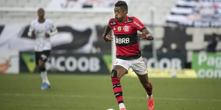 Flamengo diz que confia em Bruno Henrique e dara suporte