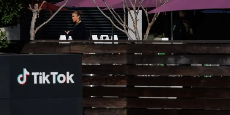 Governo processa TikTok por tratamento irregular de dados de criancas