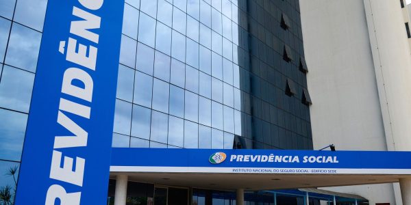 INSS comeca hoje pagamento da folha de novembro