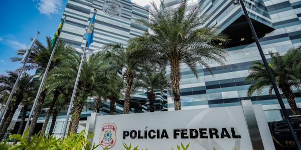 PF deflagra acao contra extracao de ouro em terras indigenas