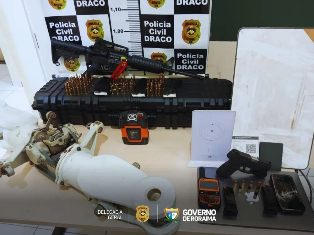 Polícia Civil de Roraima prende foragido por homicídio e apreende armas em operação coordenada pela Draco 1 Policia Civil de Roraima prende foragido por homicidio e apreende