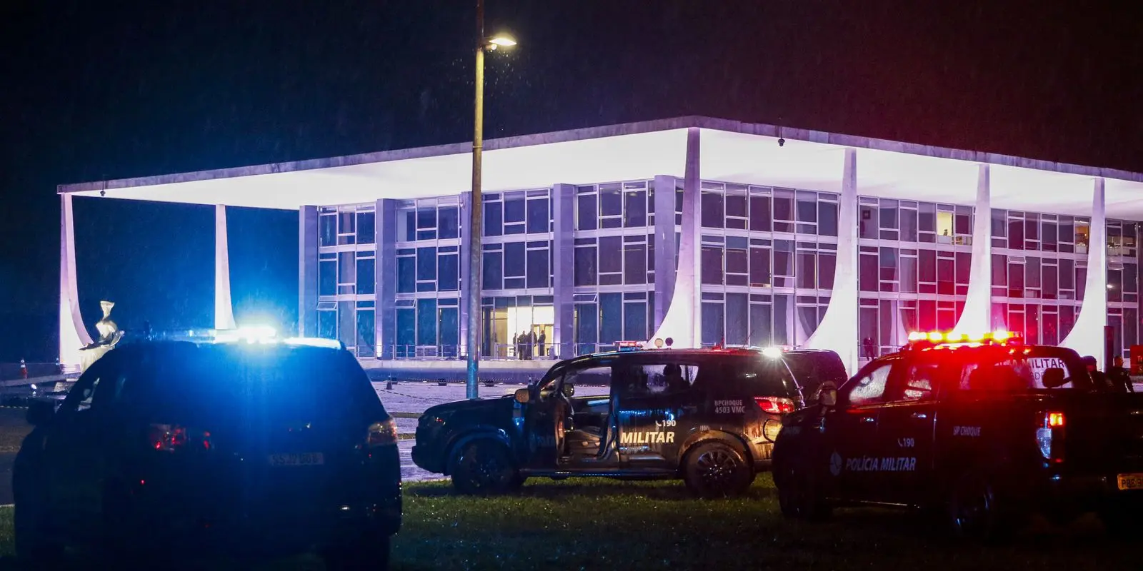 Polícia encontra explosivos na casa de autor de atentado no STF 1 Policia encontra explosivos na casa de autor de atentado no