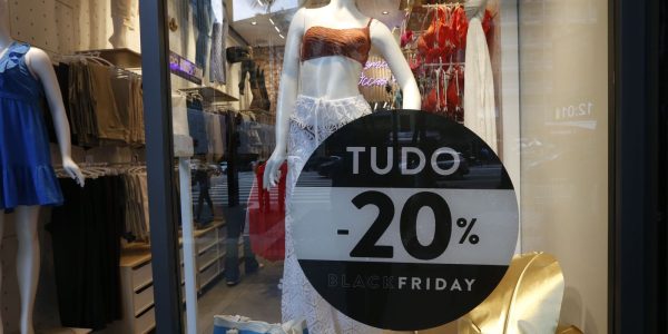 Procon SP reforca acoes de atendimento para a Black Friday