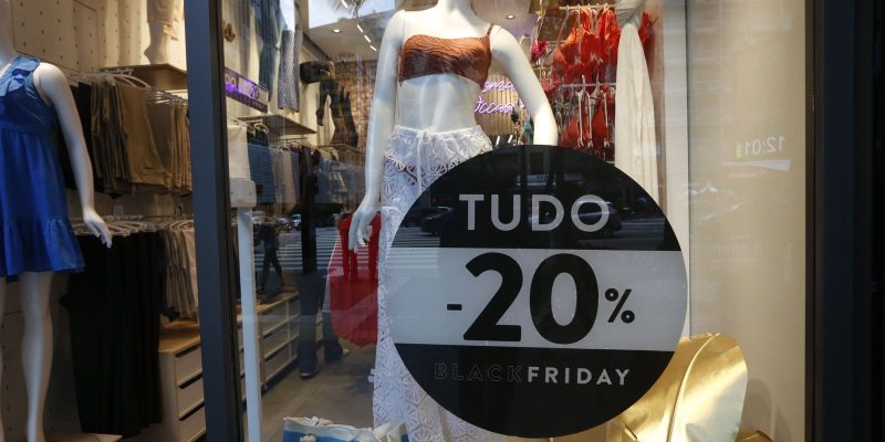 Procon SP reforca acoes de atendimento para a Black Friday