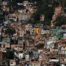 Quase 164 milhoes de pessoas moram em favelas no Brasil