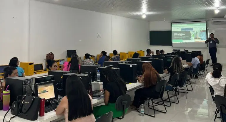 Servidores da Saude discutem reducao da mortalidade materno infantil Ascom Sesau 2