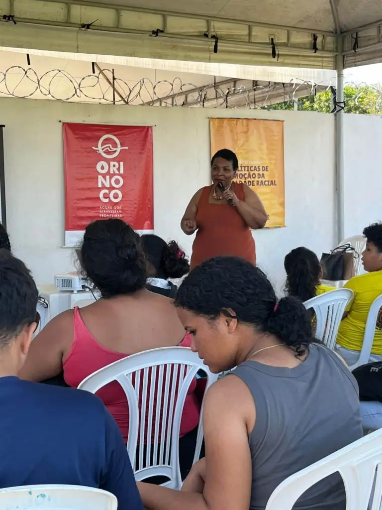 Sesau realiza palestra alusiva ao Dia Nacional da Consciencia Negra para imigrantes Ascom Sesau