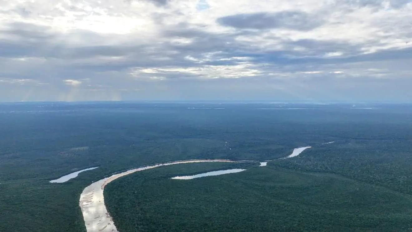 Tribunal Regional Federal revoga liminar e devolve fiscalizacao ambiental ao Estado na regiao da Agu
