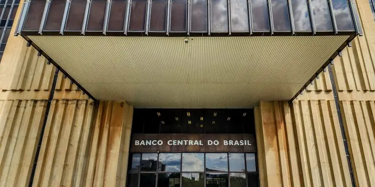 Ata do Copom indica mais duas altas de 1 ponto