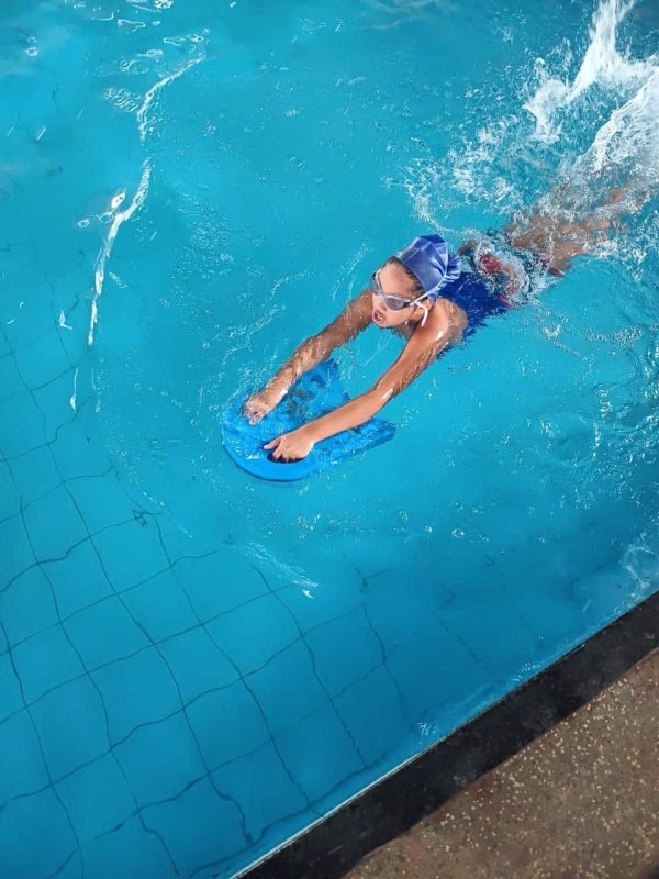 Atividades aquaticas adaptadas 1