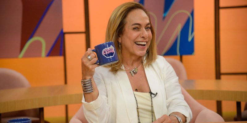 Cissa Guimaraes e indicada ao Premio F5 da Folha