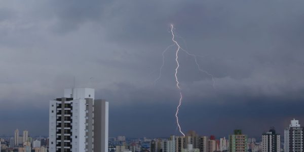 Defesa Civil alerta para areas com solo encharcado em Sao