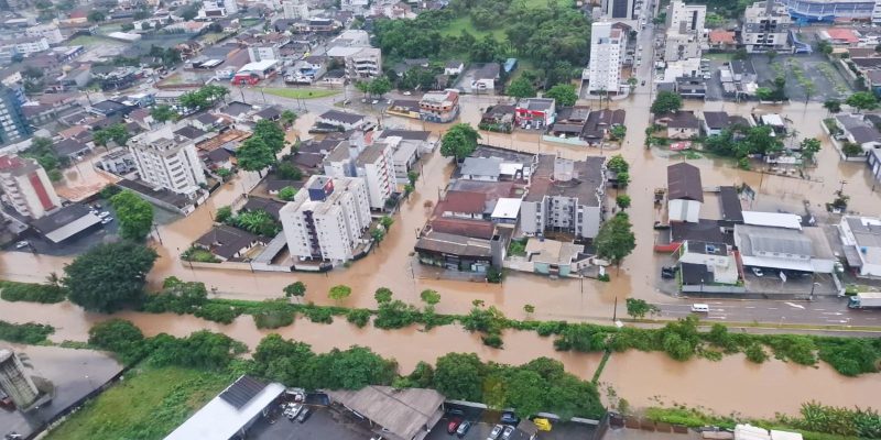 Defesa Civil preve chuva forte ate segunda feira em Santa Catarina