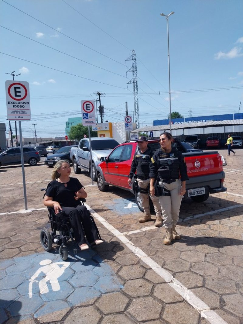 Fiscalizacao vagas idosos e PCD Foto Ascom Detran RR 44 768x1024