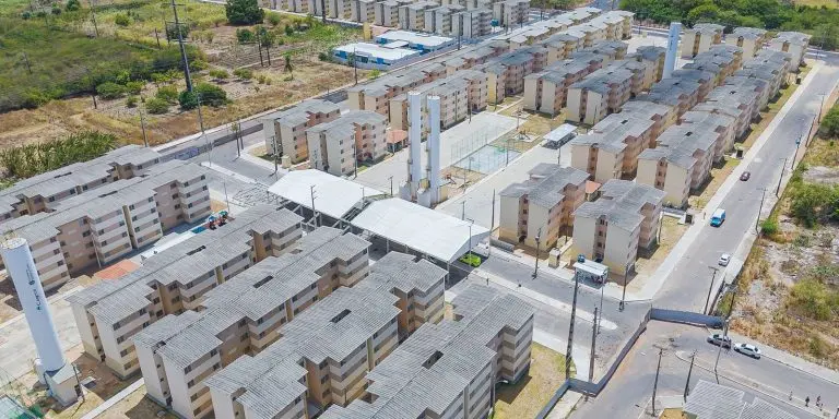 Habitacoes brasileiras tem mais comodos e menos moradores