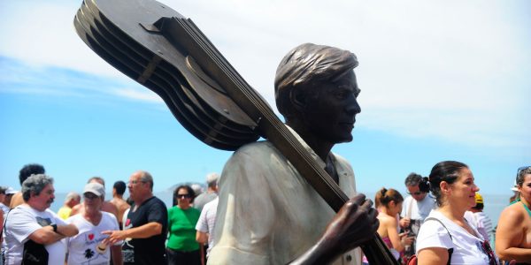 Hoje e Dia Tom Jobim Catulo de Paula e Dia