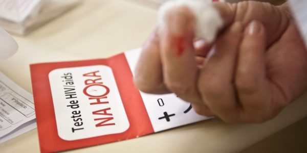 Hoje e Dia combate a aids e Dia Nacional do