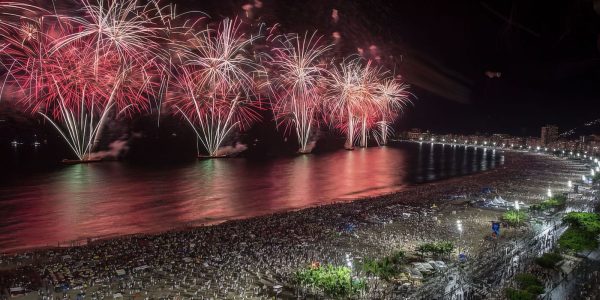 Hoje e Dia semana da festa de Reveillon tem Dia