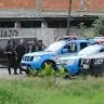Operacao policial na Mare causa fechamento de vias expressas no