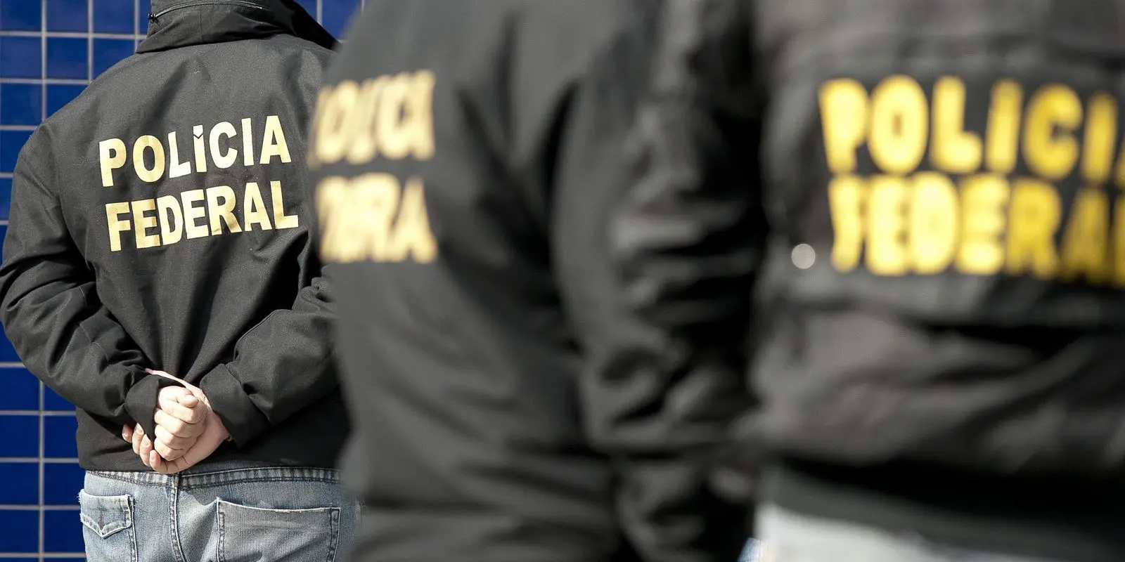 PF prende em SP duas pessoas suspeitas de traficar afegaos