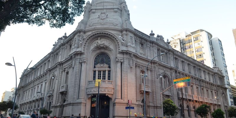 Performance no ato AI 5 Nunca Mais reforca memoria contra ditadura