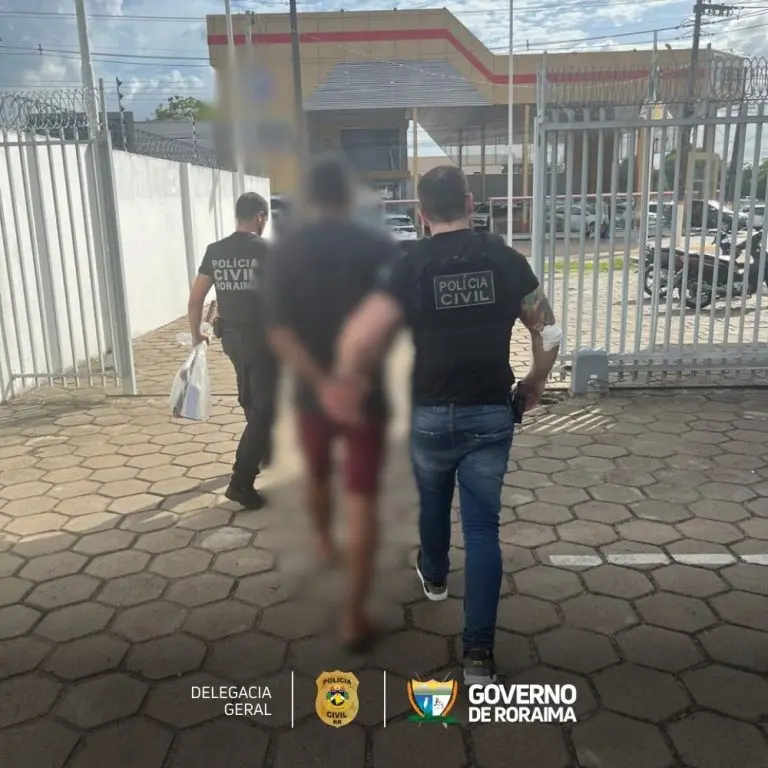 Policia Civil cumpre mandado e efetua prisao em flagrante durante