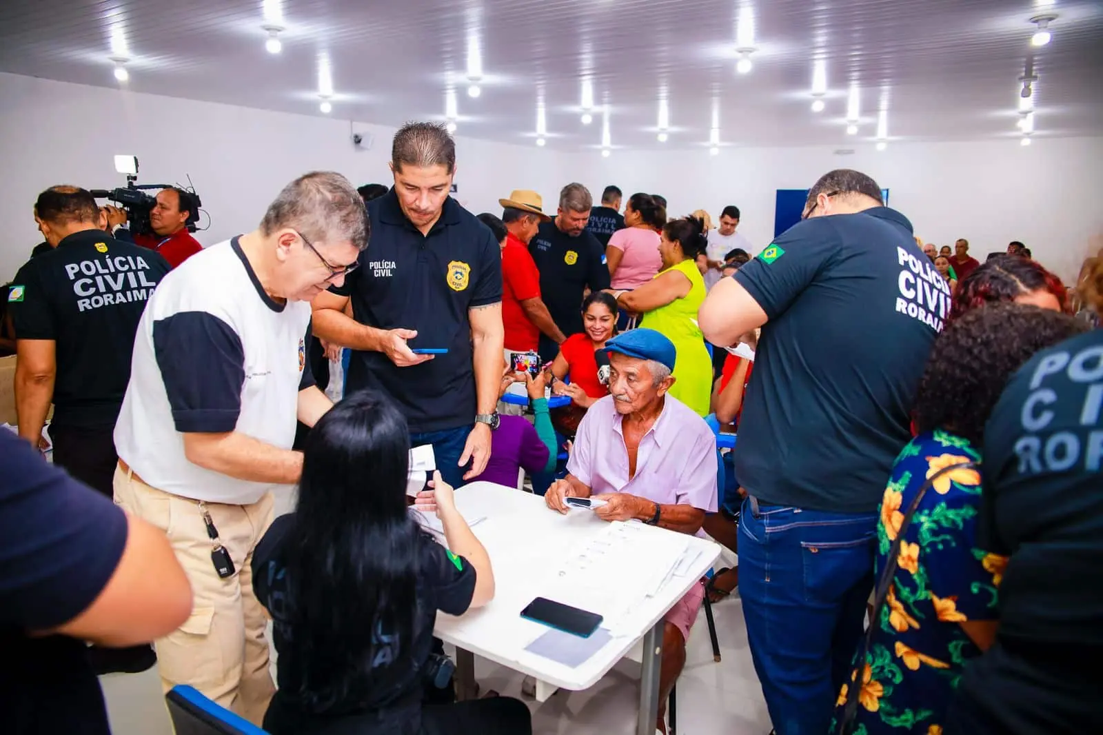 Polícia Civil de Roraima restitui 132 celulares roubados e furtados na 1ª fase 1 Policia Civil de Roraima restitui 132 celulares roubados ou furtados em 1a fase da Operacao Mobile 7