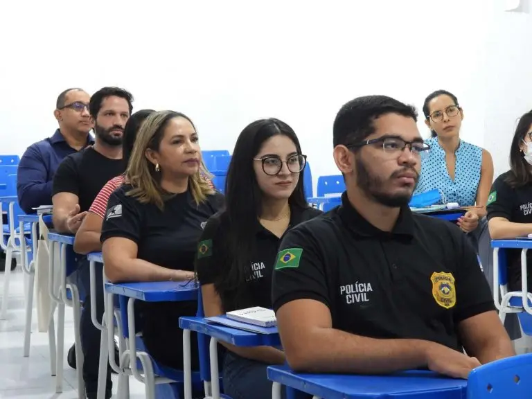Policiais civis concluem curso sobre enfrentamento ao trafico de pessoas 1