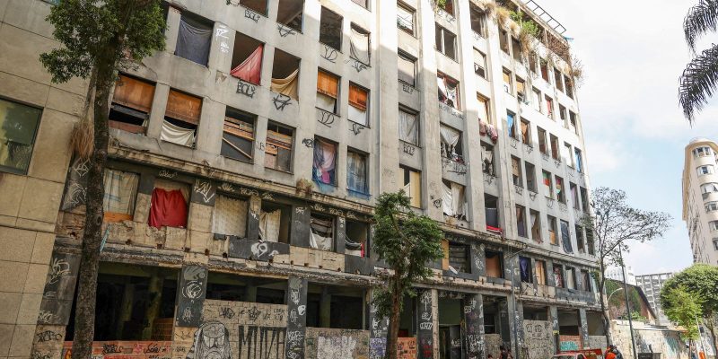 Prefeitura pagara aluguel a moradores da ocupacao Zumbi dos Palmares