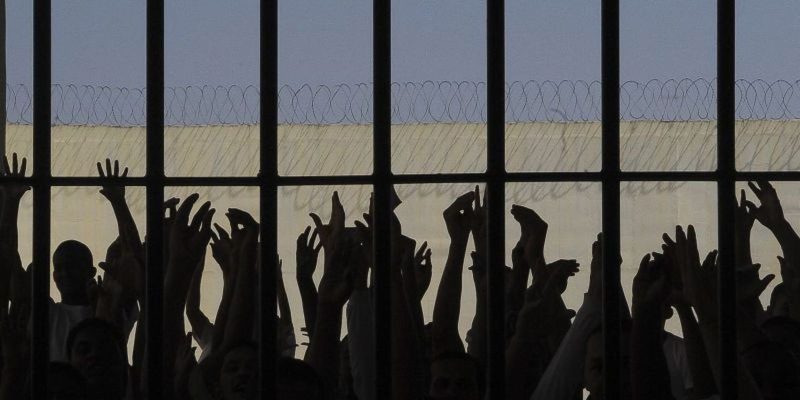 STF homologa plano para melhorar condicoes de presidios