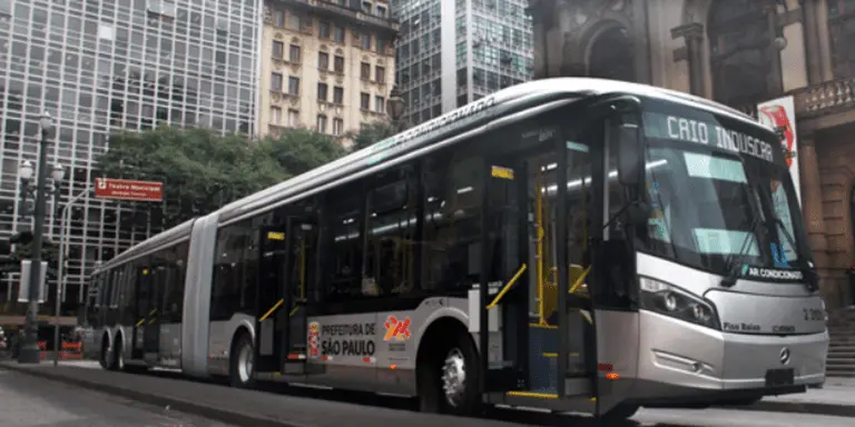 Tarifa de onibus em SP devera ficar entre R 5