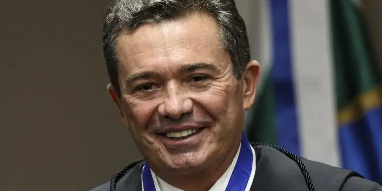 Vital do Rego assume presidencia do TCU com mandato de