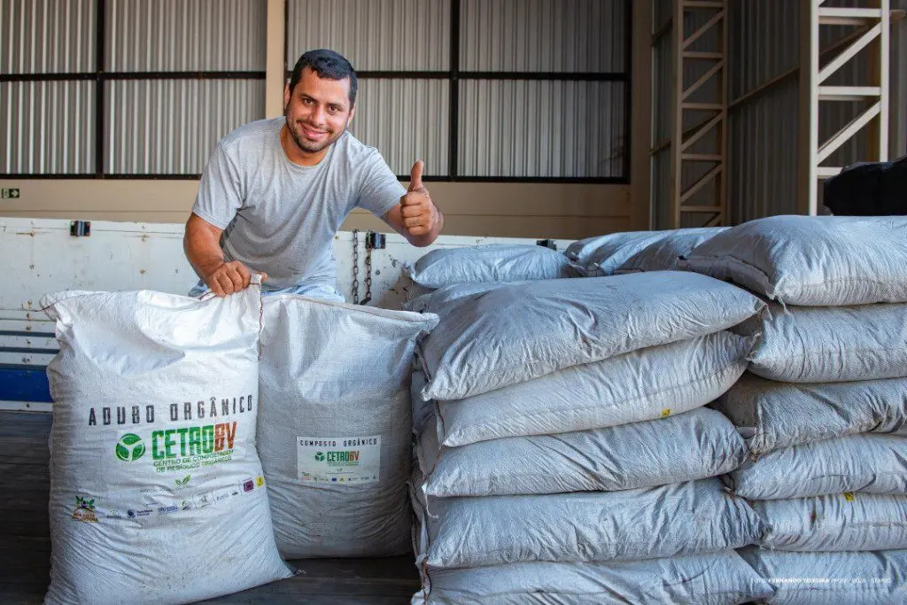 Adubo orgânico produzido pela Prefeitura de Boa Vista impulsiona a agricultura familiar 1 522bc57fcec4284f895bf9b983810704