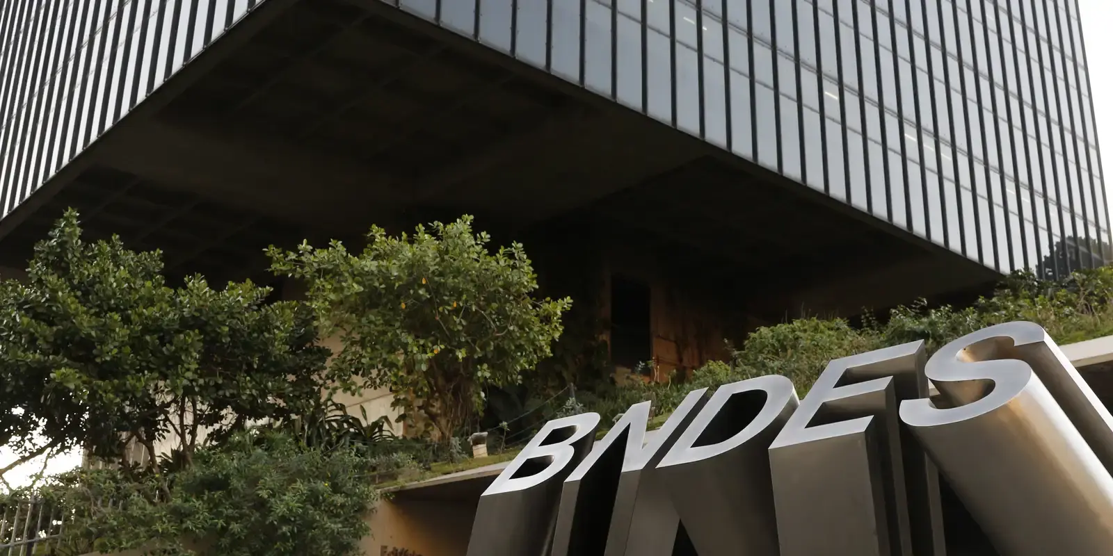 BNDES divulga resultado final de concurso acesse a lista de