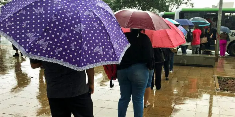 Chuvas intensas colocam maior parte do pais em alerta