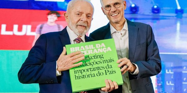 Comunicacao do governo deve evoluir no digital diz novo ministro