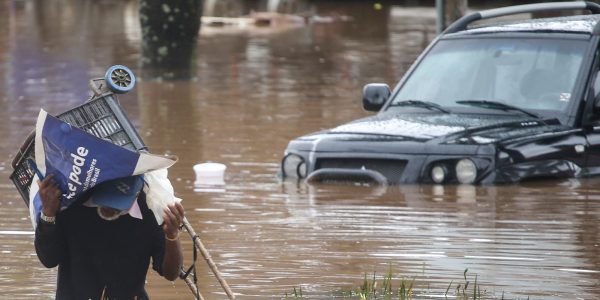 Crianca de sete anos e a 17a vitima relacionada as