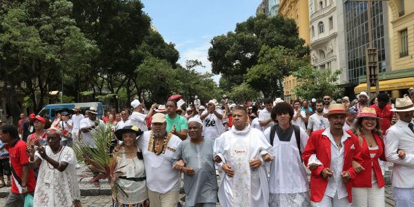 Intolerancia religiosa Disque 100 registra 24 mil casos em 2024
