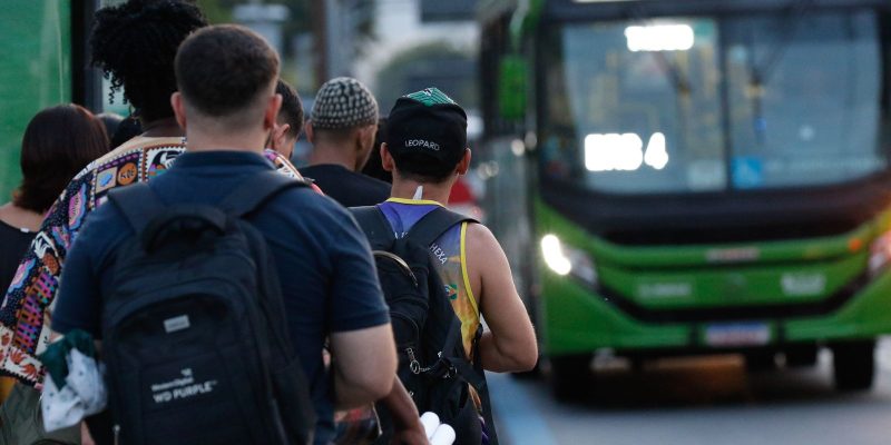 Passagem de onibus no Rio sobe para R 470 a