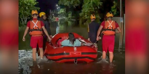 Peruibe tem 230 desabrigados por conta das chuvas no litoral