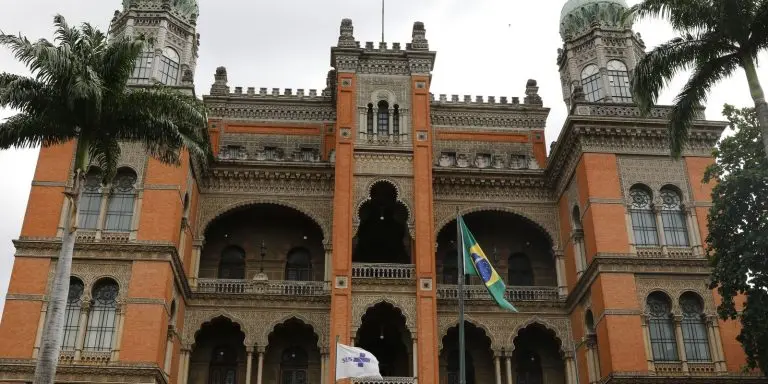Policiais entram sem autorizacao em campus da Fiocruz durante operacao