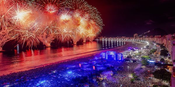 Reveillon no Rio tem mais de 5 milhoes de pessoas