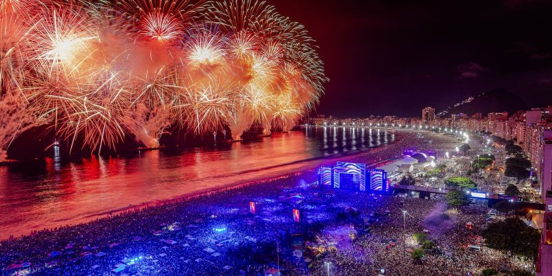 Reveillon no Rio tem mais de 5 milhoes de pessoas