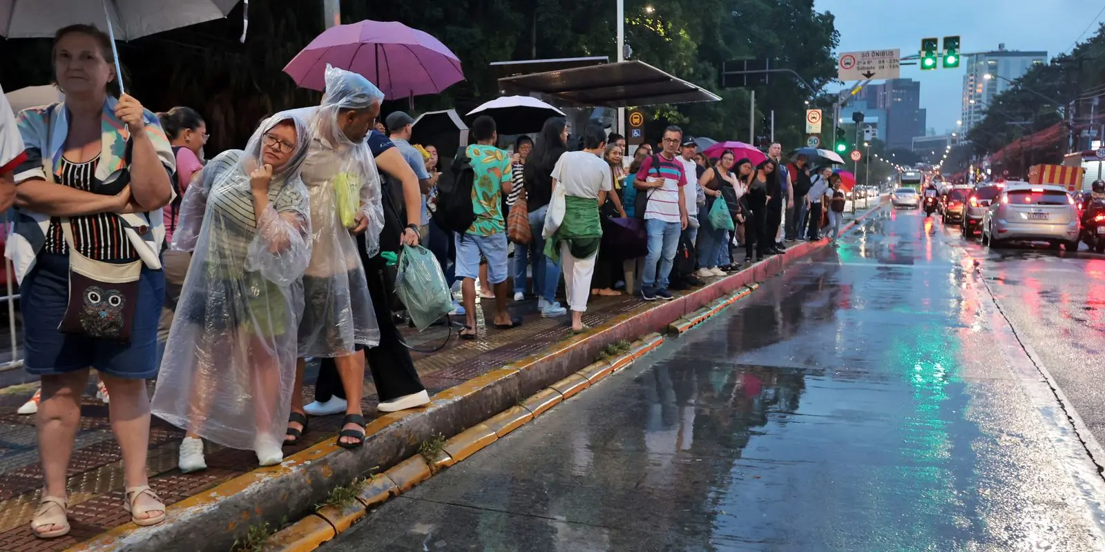 Sao Paulo tem alerta para chuvas fortes ate o