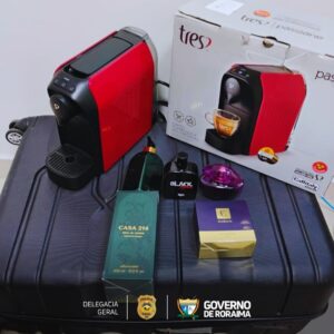 Polícia Civil pede ajuda para identificar proprietários de objetos encontrados em lanchonete no Tancredo Neves 2 1740409554 621 Policia Civil pede ajuda para identificar proprietarios de objetos encontrados