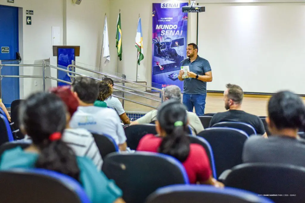 Prefeitura de Boa Vista discute melhorias para recicladores e catadores da capital 1 277e452b74dfecf3893d988b56510958