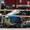 Aeronave colidiu em arvore antes de atingir onibus em Sao