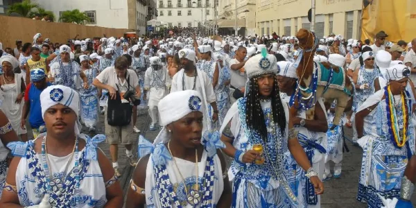 Bloco Filhos de Gandhy tira regra que proibia homens trans