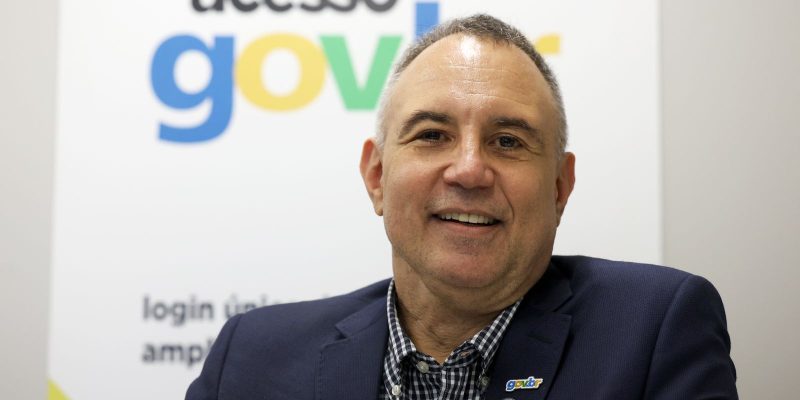 Cidadao com conta prata e ouro tera caixa postal personalizada