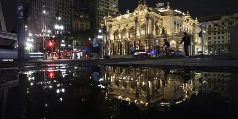Cidade de Sao Paulo tem novo alerta para alagamentos